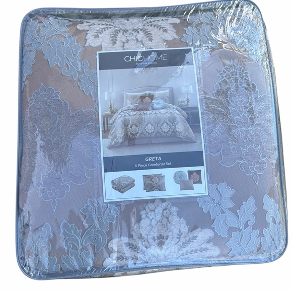 Greta 6 Piece Comforter Set - Silver and Gray